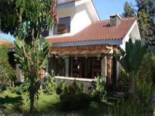 Five Cloves Pool Villa Lembang Exterior photo